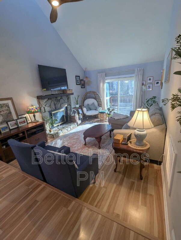 Foto del edificio - 5513 Kaplan Dr