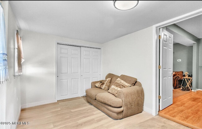 Building Photo - 137 Seabreeze Way
