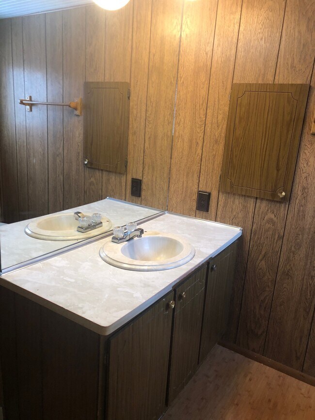 Foto del edificio - 1377 N Pioneer Peak Dr