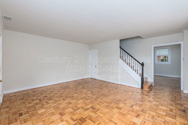 Foto del edificio - 1020 S Barton St