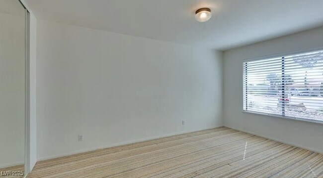 Building Photo - 7040 Bailey Cir