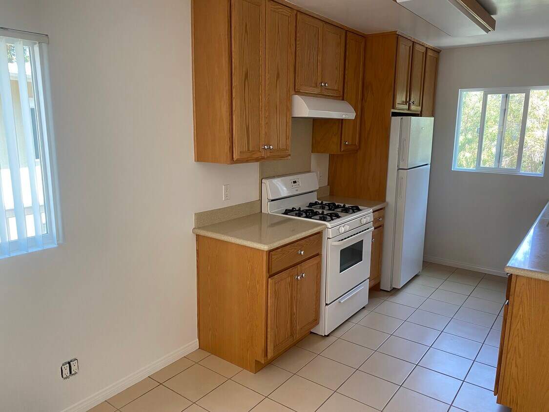 Foto principal - 92 Monterey Rd