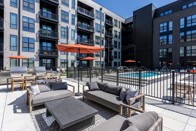 2nd Floor Patio - Fifth x Northwest