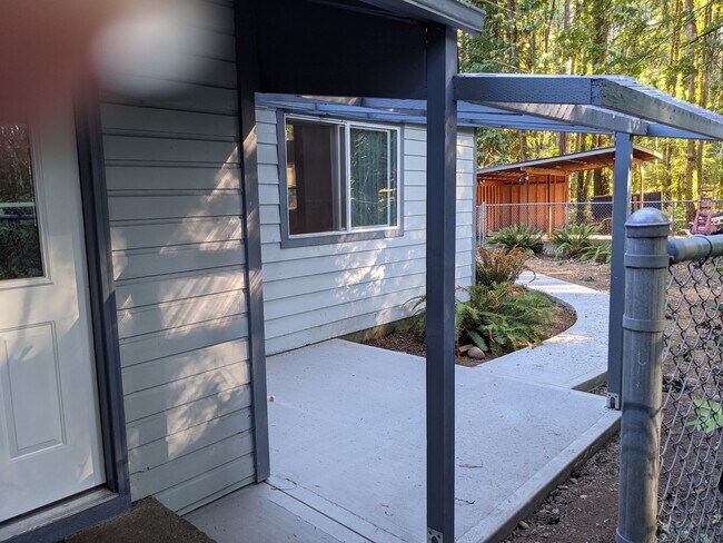 Foto del edificio - 15221 Clackamas River Dr