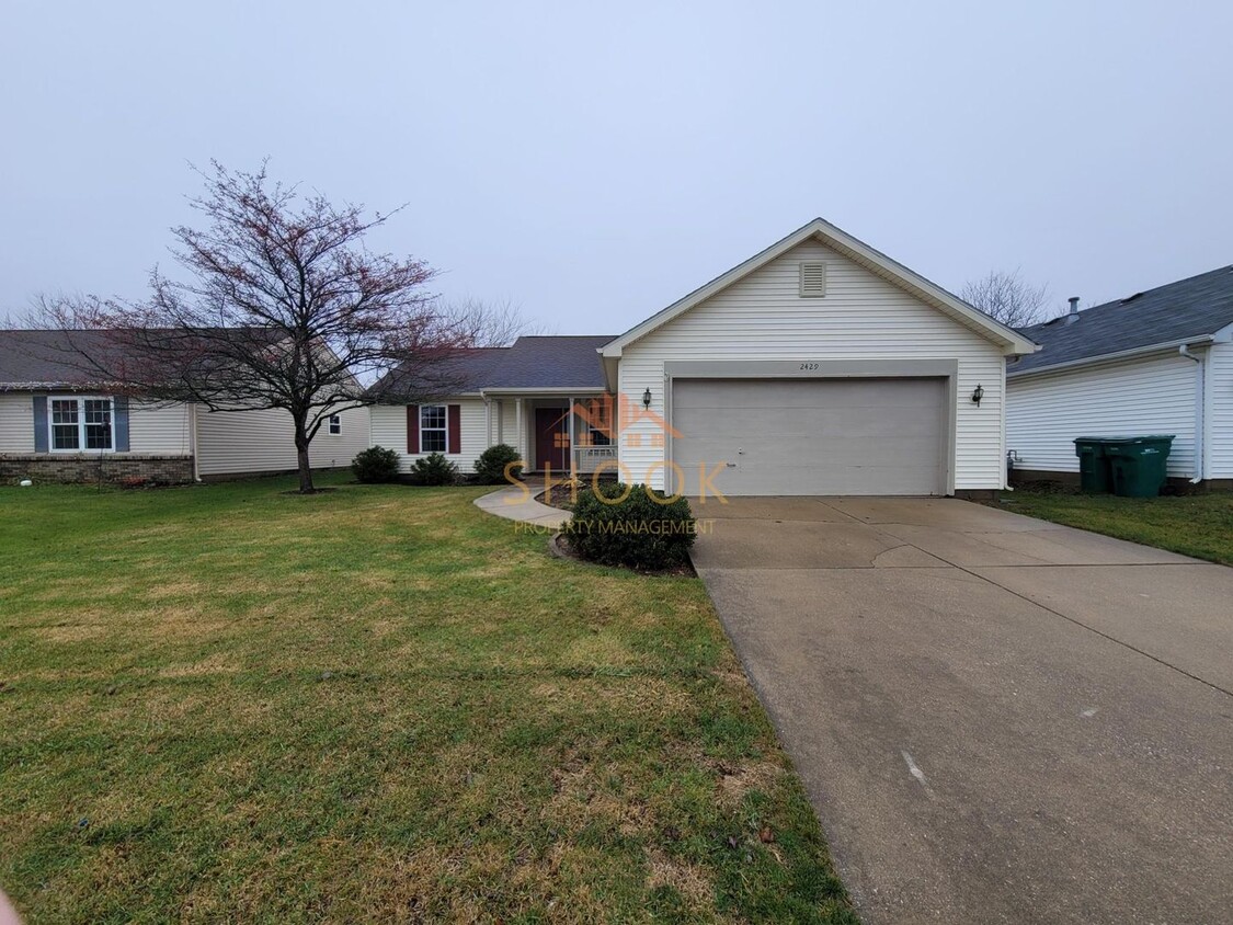 Foto principal - 3 BR - 2 BA - 2 CAR GARAGE IN WEST LAFAYETTE