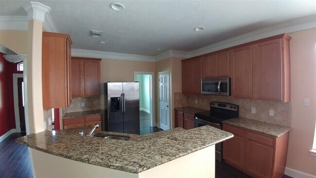 Building Photo - 6711 Chester Oak Dr