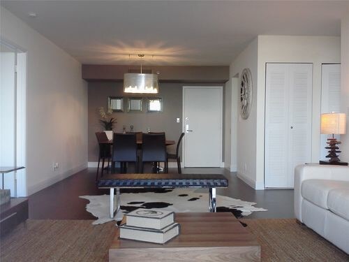 Foto del edificio - 3300 NE 192 St