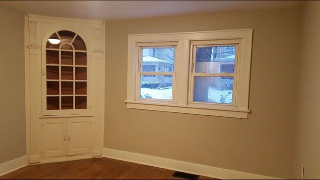 Photo - 822 Tippecanoe St Apartment