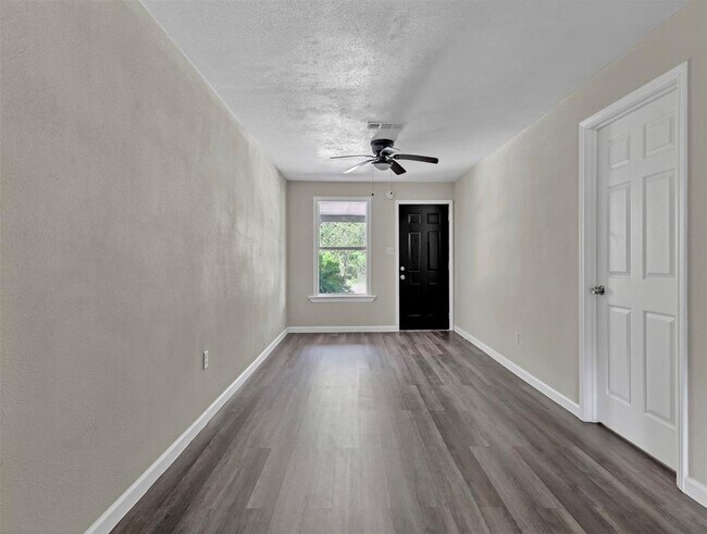 Building Photo - 85 Shag Ln