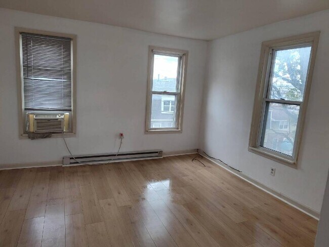 Sala de estar - 117 Walnut St