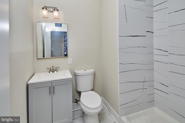 Building Photo - 1400 Delaware Ave