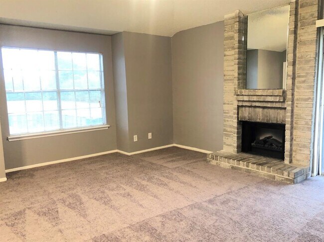 Building Photo - 2228 Millstone Dr