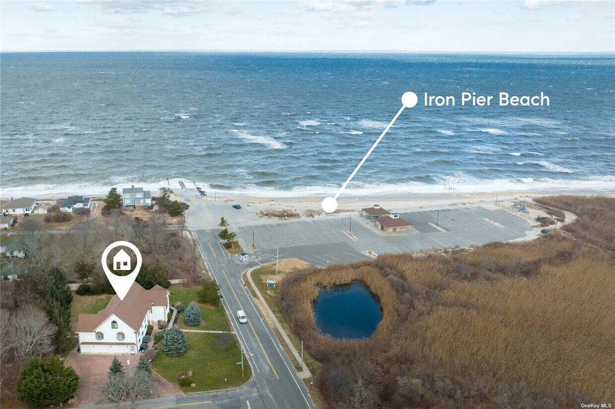 325 Pier Ave, Riverhead, NY 11901 House for Rent in Riverhead, NY