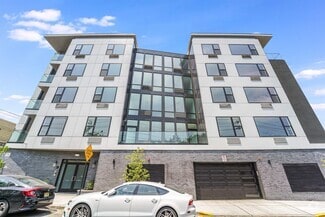 Building Photo - 400 69th St