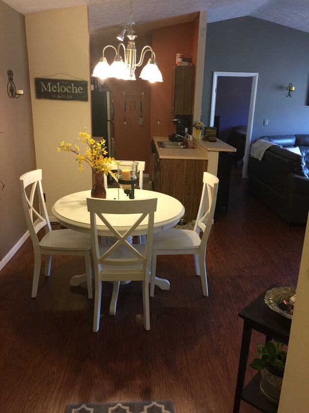 Dining Room - 54 Woodland Hills Dr