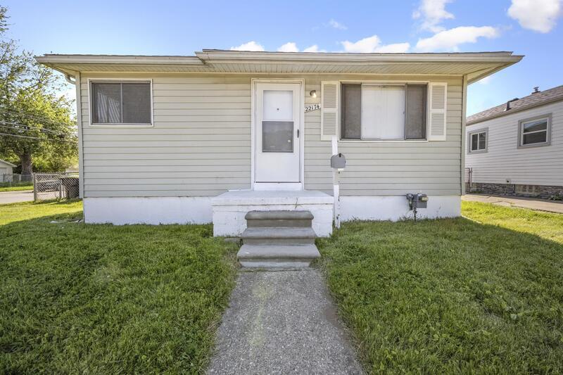 Primary Photo - 22174 Rein Ave