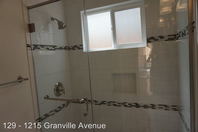 Foto del interior - 1215 Granville Ave