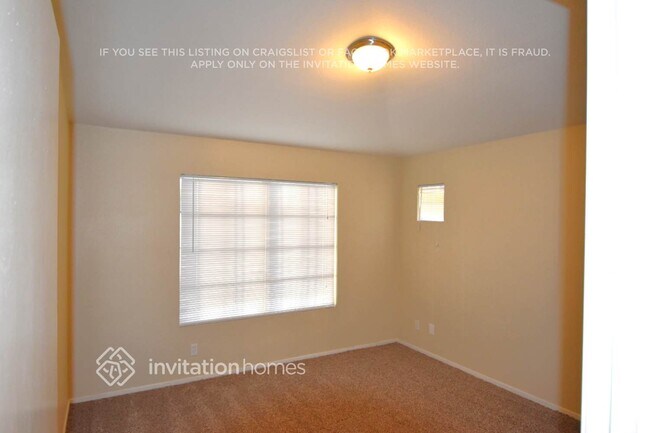 Foto del edificio - 4946 Attitude Ct