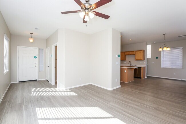 Building Photo - 671 Baffin Island Rd