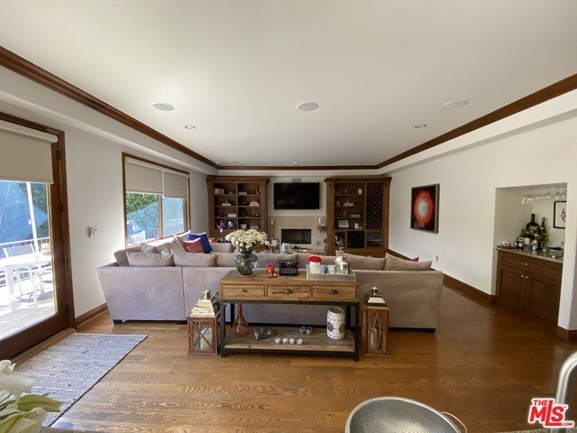 Foto del edificio - 2056 Kerwood Ave