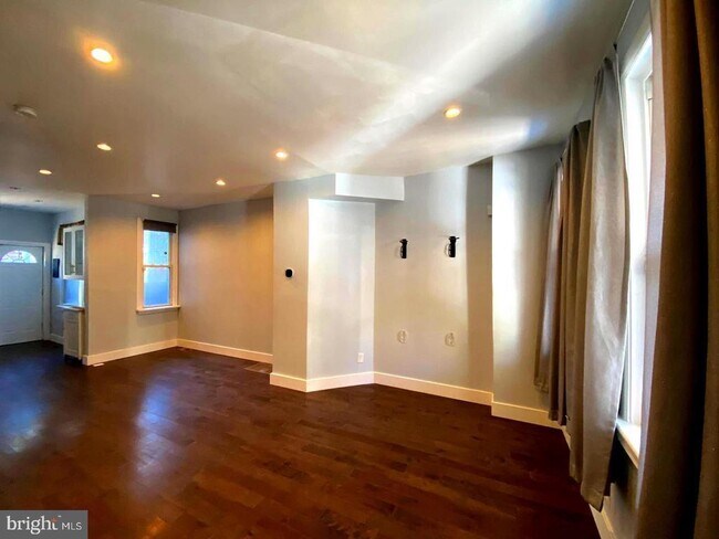 Foto del edificio - 1457 N Corlies St