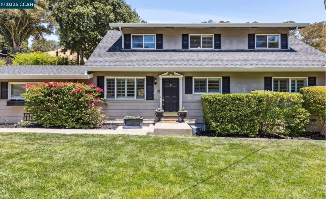 Foto principal - 1600 Springbrook Rd