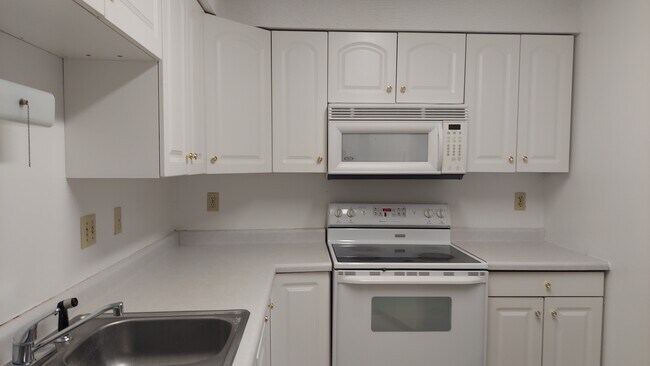 Foto del edificio - 1025 Richfield Ln