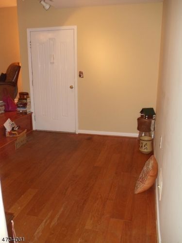 Foto del edificio - 701 Spruce Hills Dr