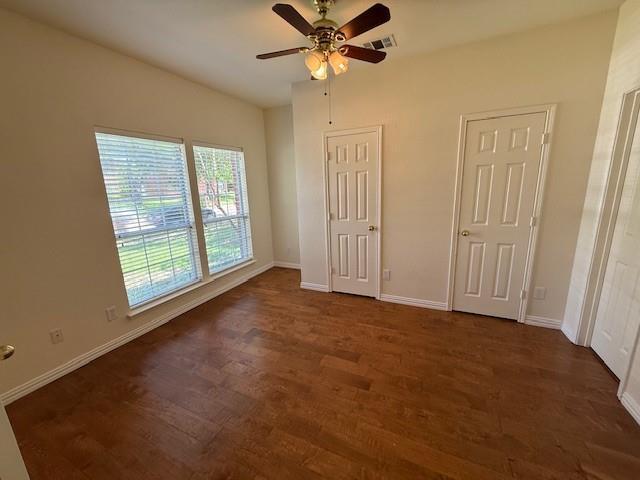 Foto del edificio - 2440 Deer Horn Dr