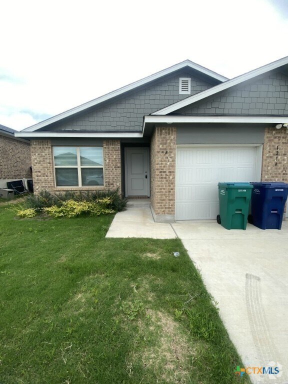 Building Photo - 1214 Lehmann Dr