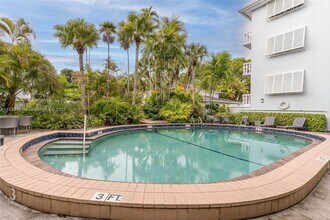 Building Photo - 1150 Madruga Ave