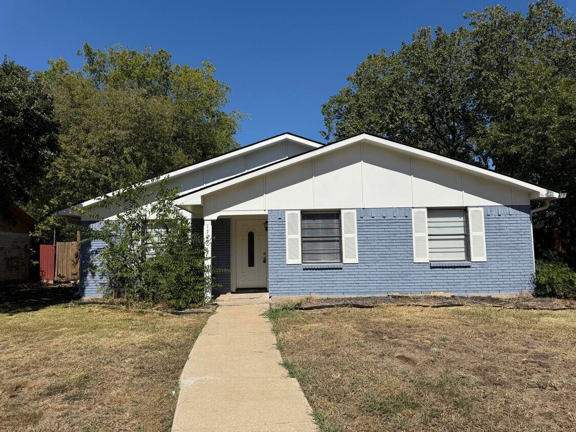 Foto principal - Beautiful 3 Bedroom House in Plano