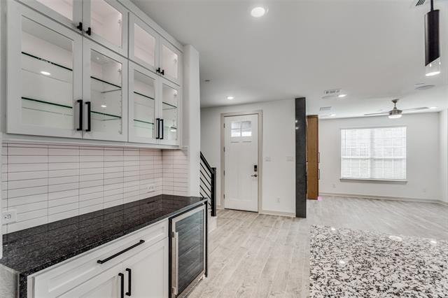 Building Photo - 1652 Jessica Dr