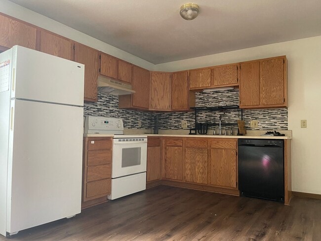 Building Photo - 1025 Colorado St