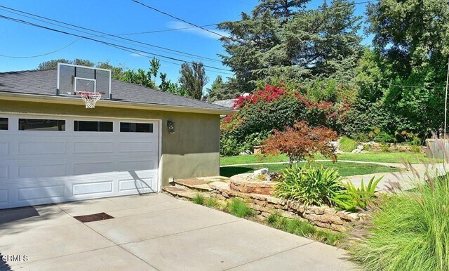 Building Photo - 4535 Alta Canyada Rd