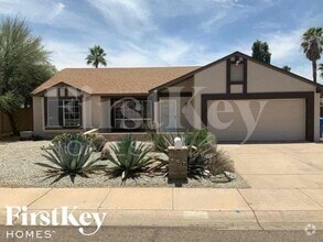 Building Photo - 907 W Kerry Ln
