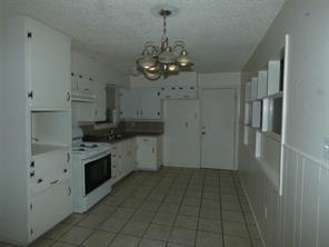 Building Photo - 2118 Yorktown Dr