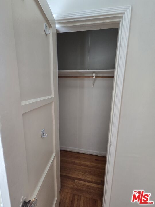 Foto del edificio - 1338 S Dunsmuir Ave