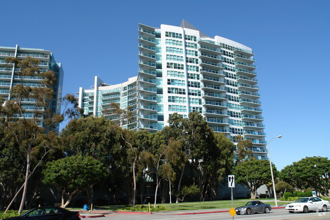 Foto del edificio - Regatta Seaside Residences