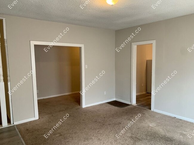 Building Photo - 3117 Beulah Ave SW