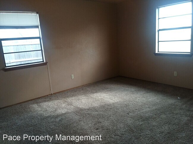 Building Photo - 2 br, 1.5 bath House - 8 Adobe Trail