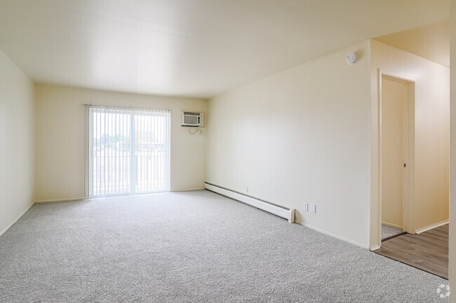 1HAB, 1BA - 650 ft² - JUNIPER SQUARE