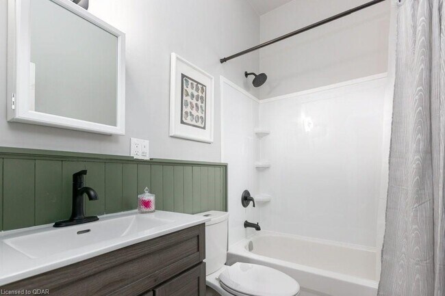 Photo du bâtiment - Alexander Street - 1 Bed