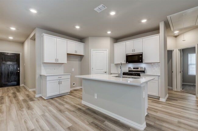 Building Photo - 4805 Everly Ct