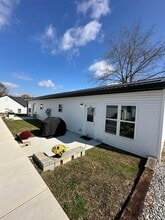 Building Photo - 506 18th St