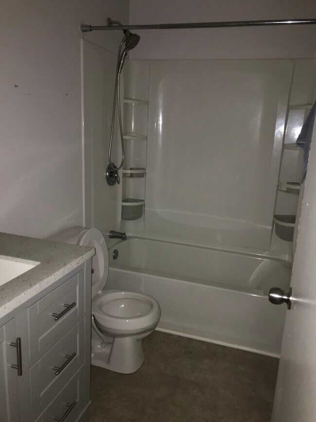 Foto del edificio - 3217 Glanzman Rd