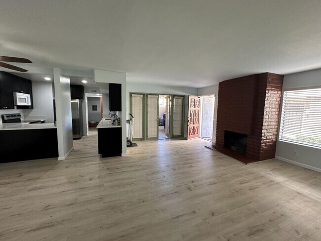 Foto del edificio - 17468 Fairlie Rd