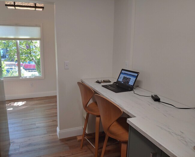 Foto del edificio - 313 N Beech St