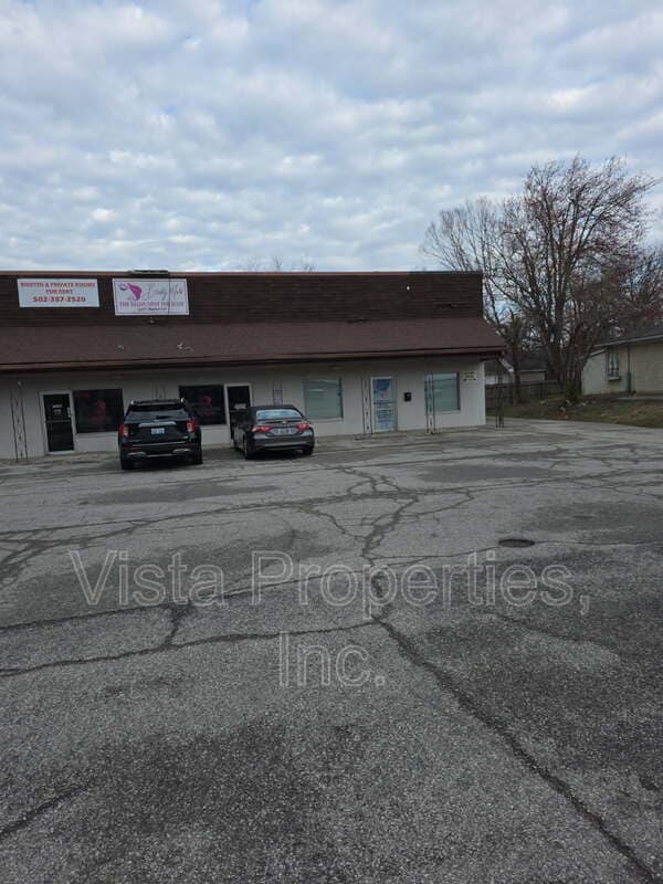 Photo - 7292 Manslick Rd House