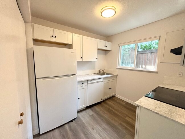 Foto del edificio - LA1547* - A